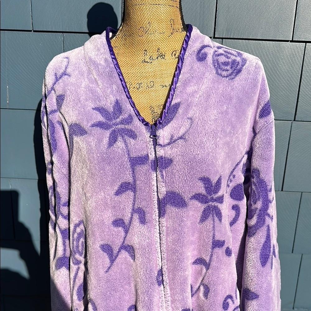 Just Love Purple Floral Robe 1X purple zip front - Picture 2 of 11